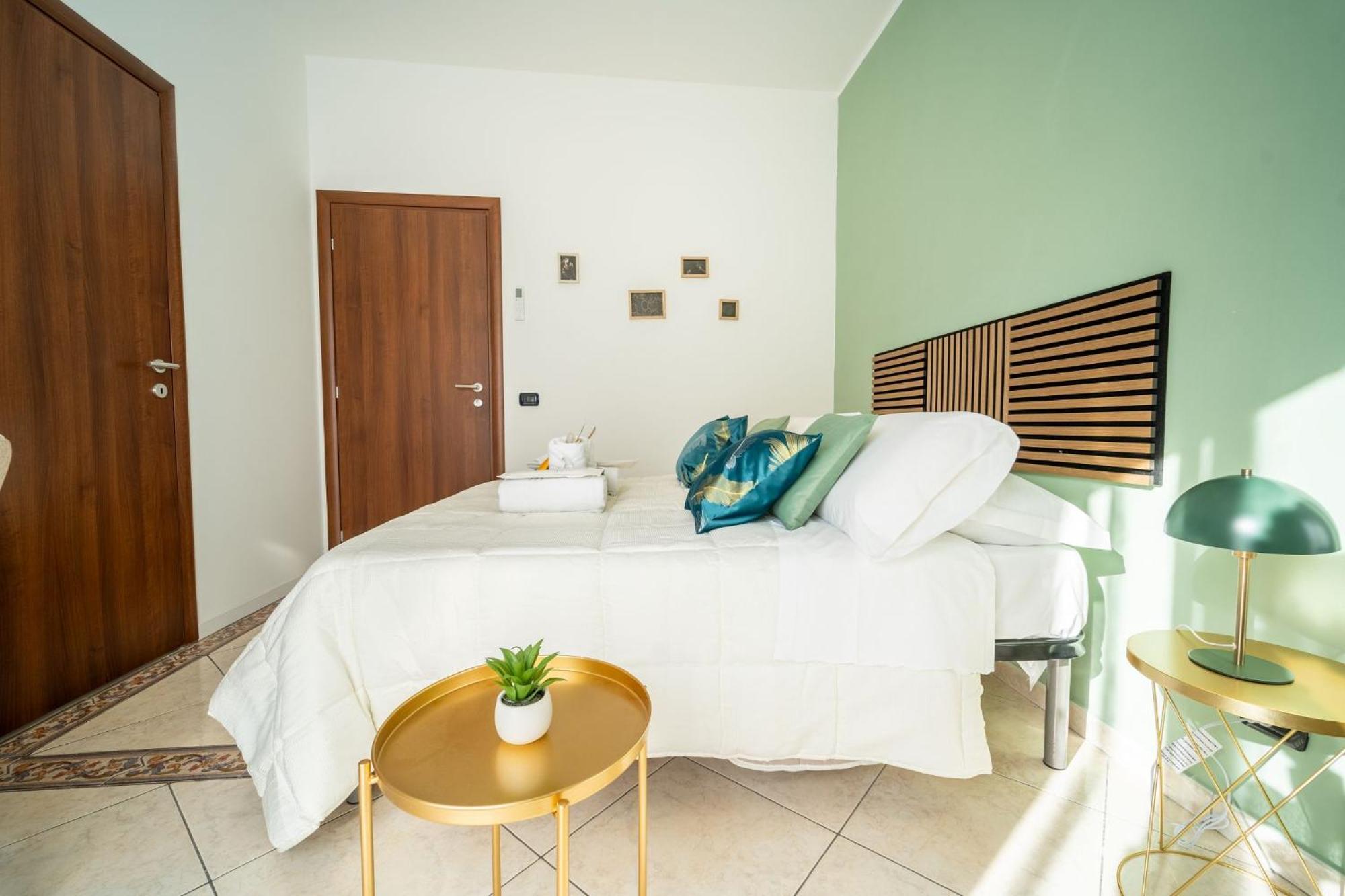 La Porta Di Alba Bed & Breakfast ปาแลร์โม ภายนอก รูปภาพ