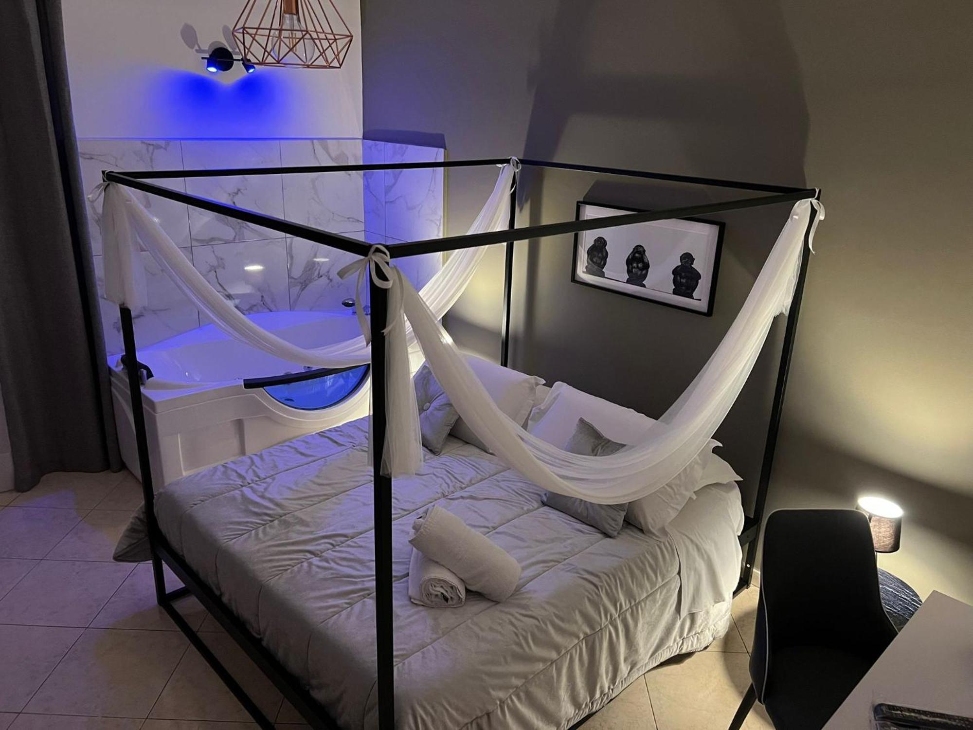 La Porta Di Alba Bed & Breakfast ปาแลร์โม ภายนอก รูปภาพ